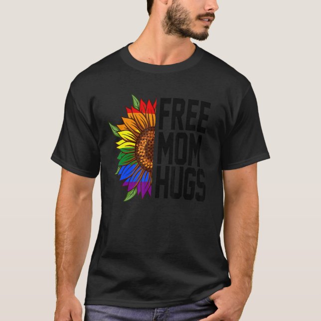 Camiseta Mamá Libre Abraza La Bandera Del Arcoiris Del Giro (Anverso)