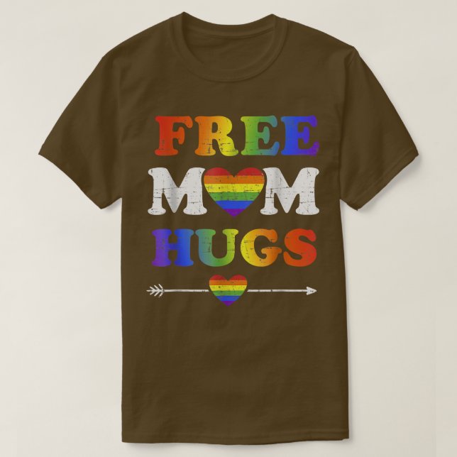 Camiseta Mamá libre se abraza con arco iris para su pareja  (Diseño del anverso)