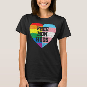 Camiseta Mamá Libre Se Abraza Con Arcoiris Y Bandera Transg