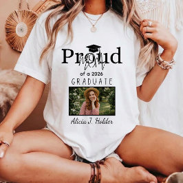 Camiseta Mamá ORGULLOSA Graduada 2026 regalo de graduación 