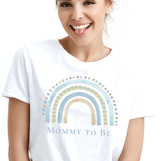 Camiseta Mamá para ser azul boho arcoiris (Mommy to Be  Blue Boho Rainbow T-Shirt)