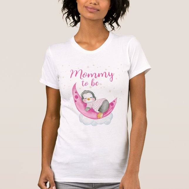 Camiseta Mamá Para Ser Un Bebé Aburrido Pingüino Rosa (Anverso)