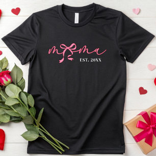 Camiseta Mamá Rosa Personalizada Est 2025 Coquette Bow Mom