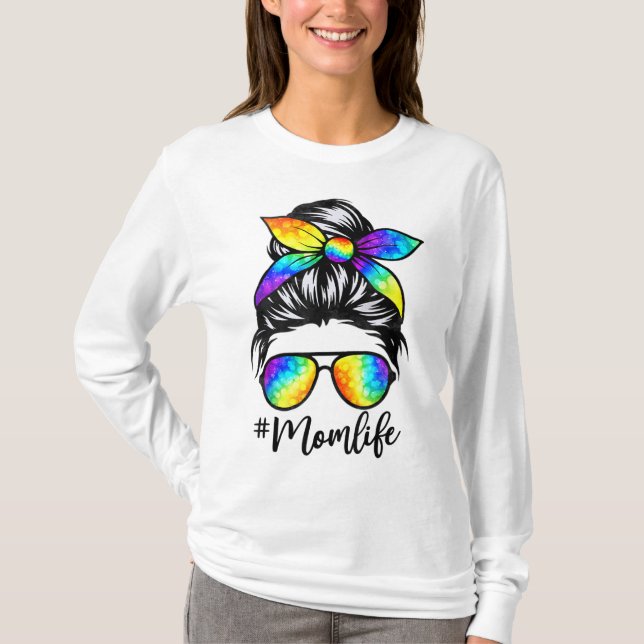 Camiseta Mamá vive desordenada fiesta de las madres (Anverso)