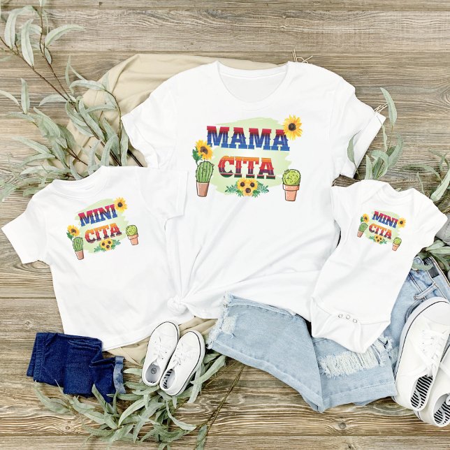 Camiseta Mamacita, mami y yo con cactus y girasoles (Subido por el creador)