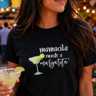 Camiseta Mamacita Necesita una Margarita Divertido