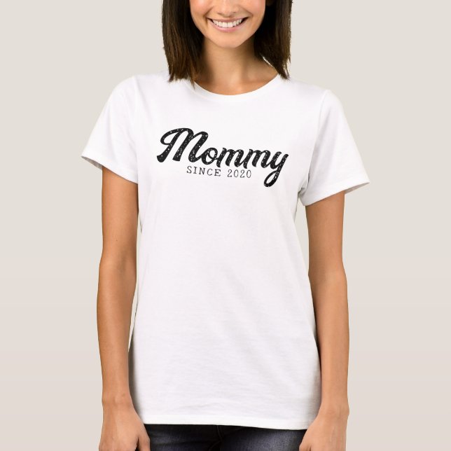 Camiseta Mami año personalizado ventilado minimalista (Anverso)