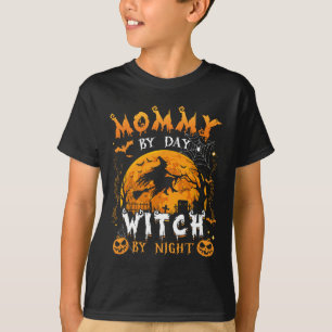 Camiseta Mami By Day Witch By Night Funny Family Halloween