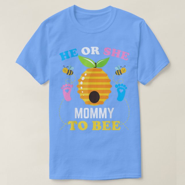 Camiseta Mami O Ella Se Anuncian Para Que El Género Revele  (Diseño del anverso)