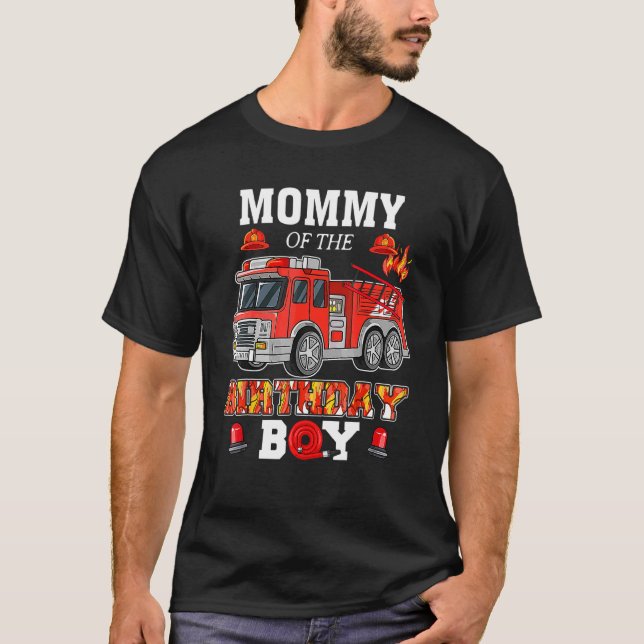 Camiseta Mami Of Birthday Boy Fire Truck Firefighter P (Anverso)