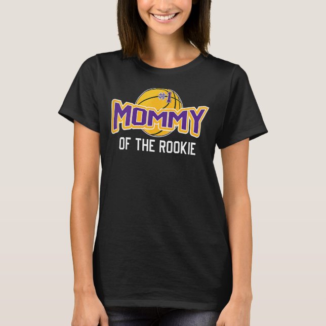 Camiseta Mami Of Rookie Primer Cumpleaños Tema De Baloncest (Anverso)