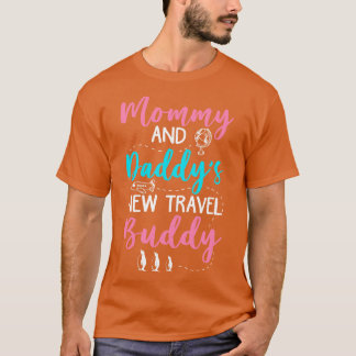 Camiseta Mami y Daddys New Travel Buddy 1