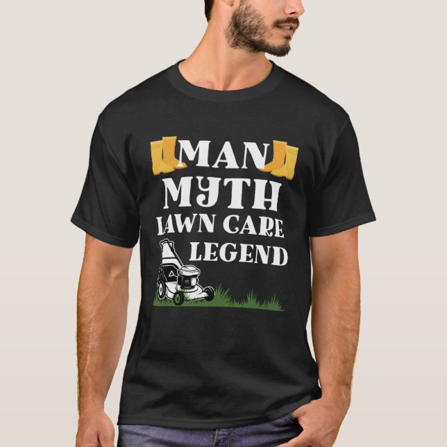 Camiseta Man myth lawn care legend gardener funny garden fa (Anverso)