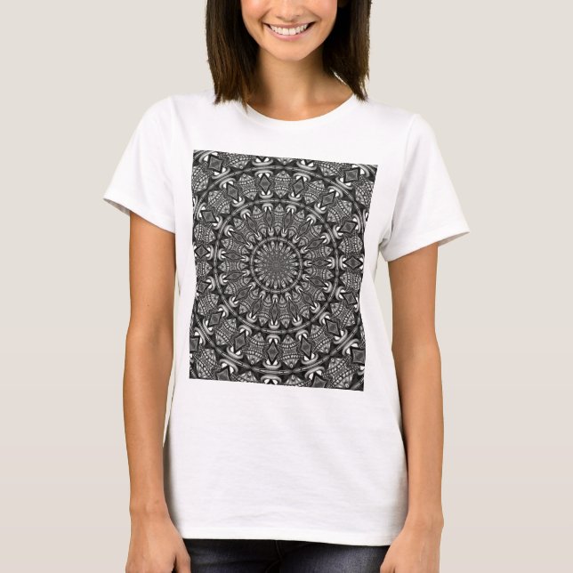 Camiseta Mandalá monocromo (Anverso)