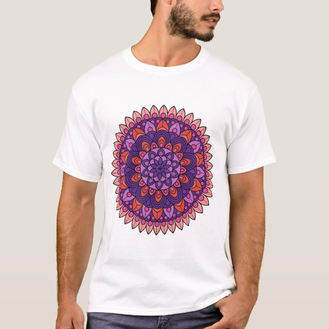 Camiseta Mandala púrpura y rosa (Anverso)