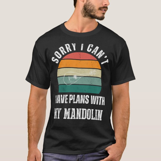 Camiseta Mandolin Plans Tee: Pluck Humor & Estilo Musical! (Anverso)