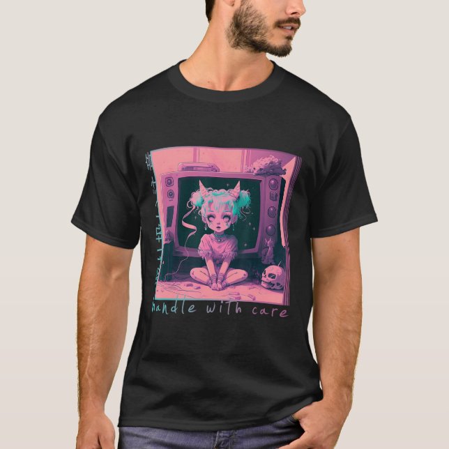 Camiseta Manejar con Cuidado Pastel Goth Kawaii Anime Menhe (Anverso)