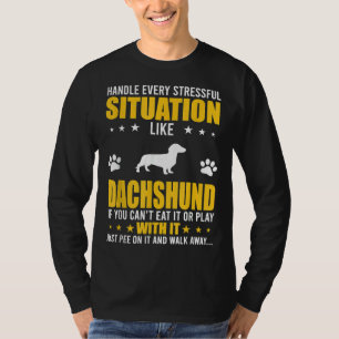 Camiseta Manejar la situación estresante de los amantes del
