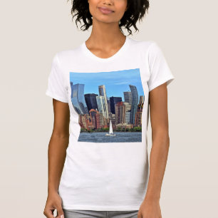 Camiseta Manhattan NY - Barco de vela por Manhattan Skyline