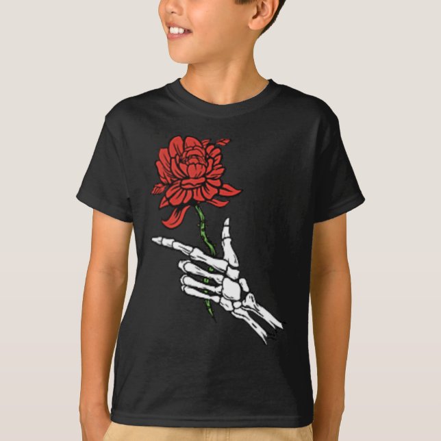 Camiseta Mano De Esqueleto Con Una Rosa Roja (Anverso)
