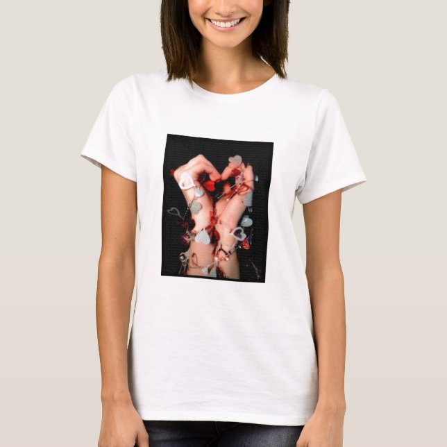Camiseta Manos envueltas por el amor (Anverso)