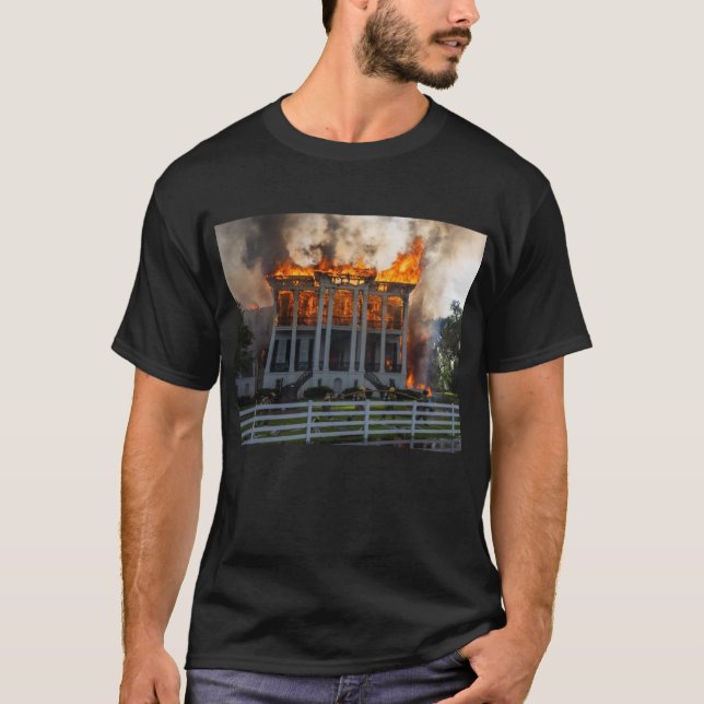 Camiseta Mansión Antebellum | El incendio estalla en Nottow (Anverso)