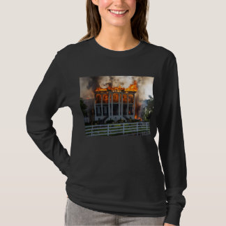 Camiseta Mansión Antebellum | El incendio estalla en Nottow