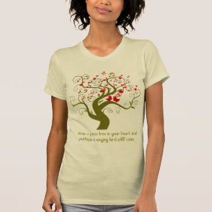 Camiseta Mantén Un Árbol Verde En Tus Aves Rojas Del Corazó