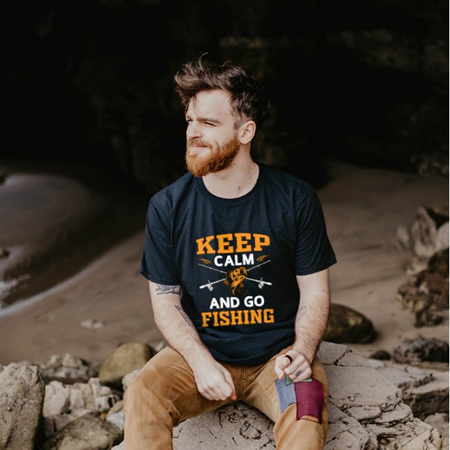 Camiseta Mantener La Calle Y Ir De Pesca (Subido por el creador)