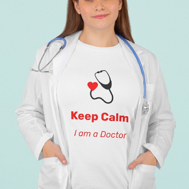 Camiseta Mantener la calma - Soy un Médica - divertido (Subido por el creador)