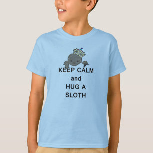 Camiseta Mantener la calma y abrazar un meme en eslogan
