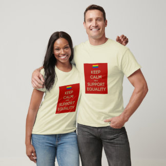 Camiseta mantener la calma y la igualdad de apoyo