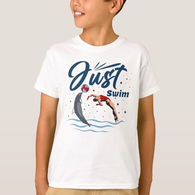 Camiseta Mantener la calma y nadar encendida - Diseño de lo (Anverso)