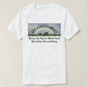 Camiseta Mantener Una Mente Abierta Y Cuestionar Todo