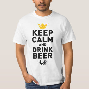 Camiseta Mantenga cerveza tranquila y de la bebida