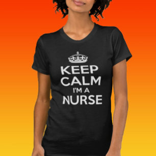 Camiseta Mantengan la calma Soy una enfermera
