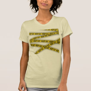 Camiseta Manténgase alejado y no cruce la cinta de la polic