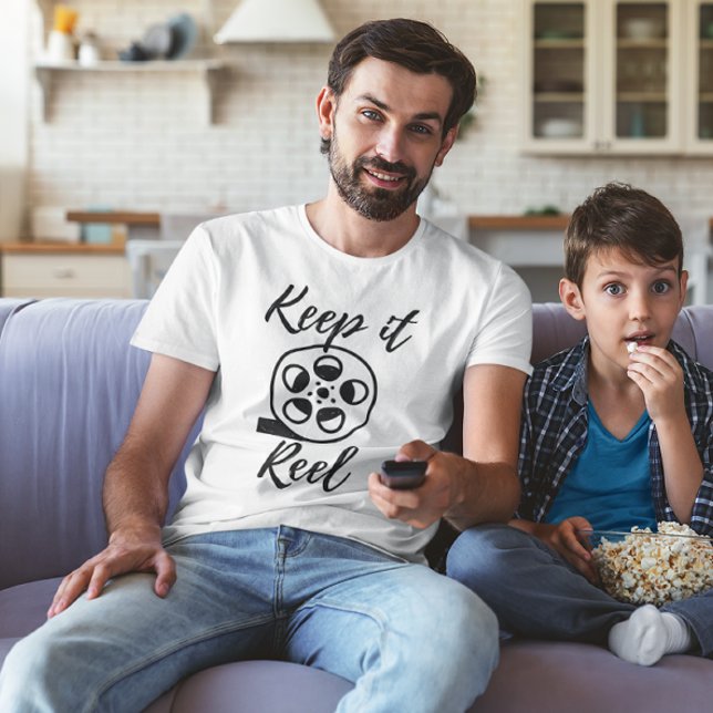 Camiseta Mantenlo resistente (keep it reel t-shirt)