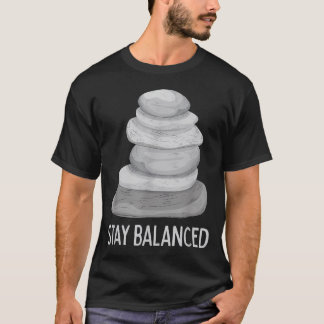 Camiseta Mantente Equilibrado - Pila de Rocas Cairn Apilado