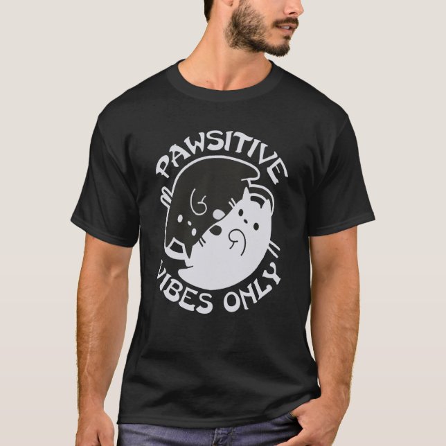 Camiseta Mantente SÓLO VIBOS DE PALABRA GATO Yin Yang Namas (Anverso)