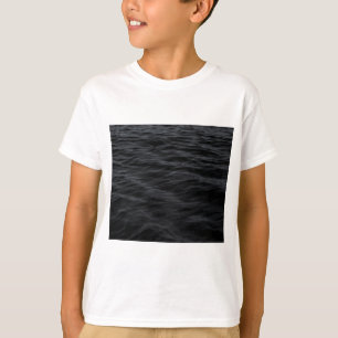 Camiseta Manzanas oscuras (agua negra de noche)