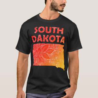 Camiseta Mapa de arte de mandala colorida de Dakota del Sur