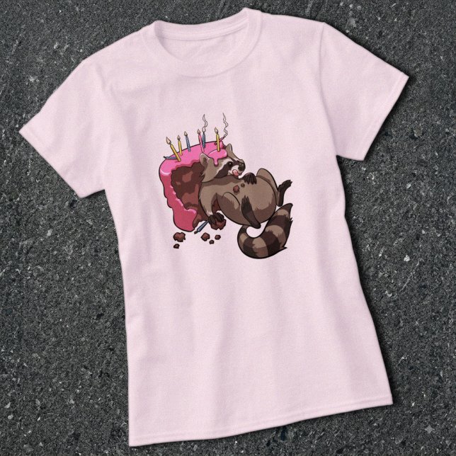 Camiseta Mapache codicioso lleno de pastel de cumpleaños de (Subido por el creador)