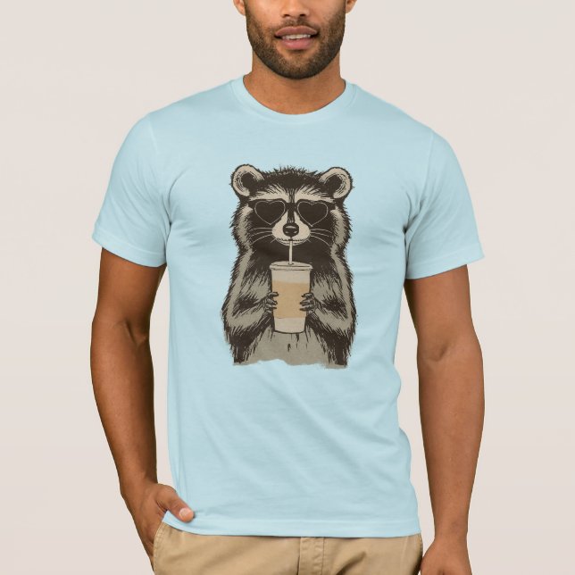 Camiseta Mapache Divertido Bebiendo Café Helado (Anverso)