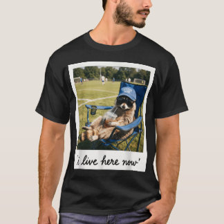 Camiseta Mapache divertido de mamá de fútbol soccer Vivo aq