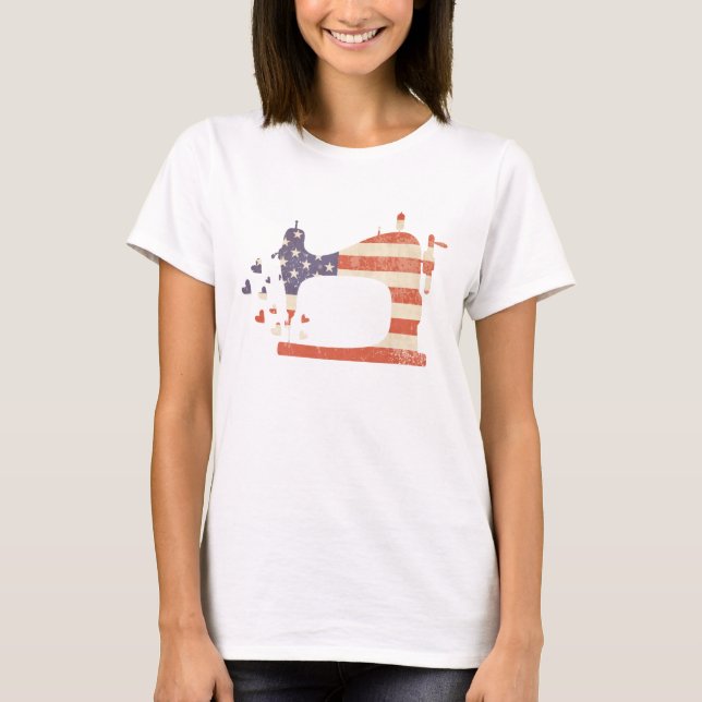 Camiseta Máquina de coser Bandera Americana Patriótica (Anverso)