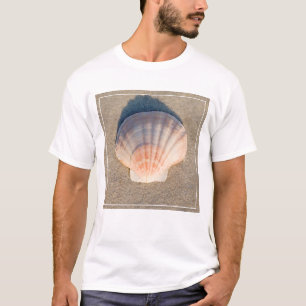 Camiseta Mar Shell que pone en la playa de Sandy