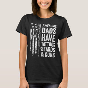Camiseta Maravillosos Papas Con Pañeras Y Pistolas De Tatua