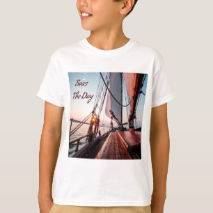 Camiseta Mares El Día Navegando En El Océano