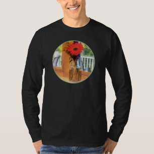 Camiseta Margarita de Gerbera junto a la ventana de la coci